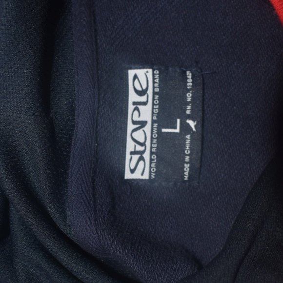 Staple - Picture 5 of 7